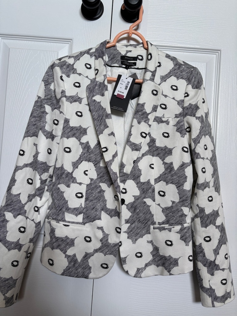 RW&CO. Black & White Floral Open Front Blazer